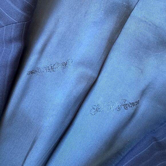 Saks Fifth Avenue Ermenegildo Zegna Navy Pinstripe Blazer - Size 48L - Picture 5 of 9